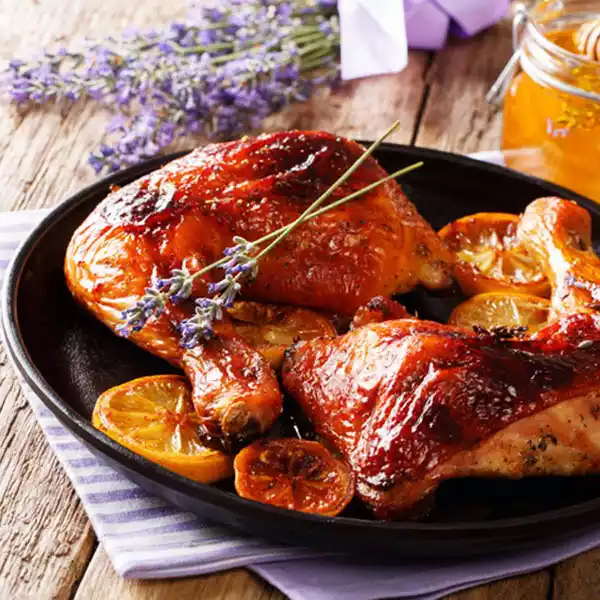 Muslos con contramuslos de pollo TENDER BIRD b Muslos y contramuslos de pollo TENDER BIRD - Pqte (10 Lb)