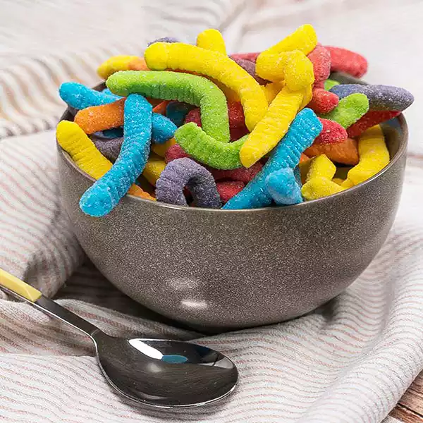 Gomitas de frutas en forma de culebritas GUANDY (71 g)